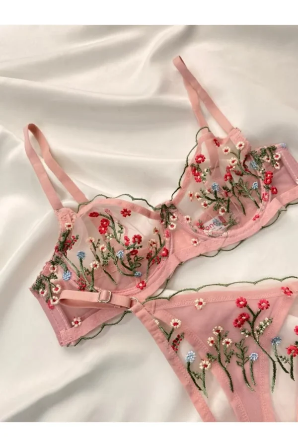 Anemone Pembe Dantelli Çicek Nakışlı Bralette Takım ( Sütyen & Tanga)